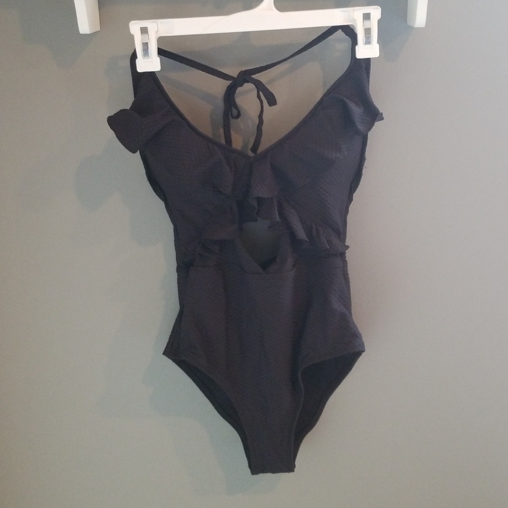 Black Cut out one piece